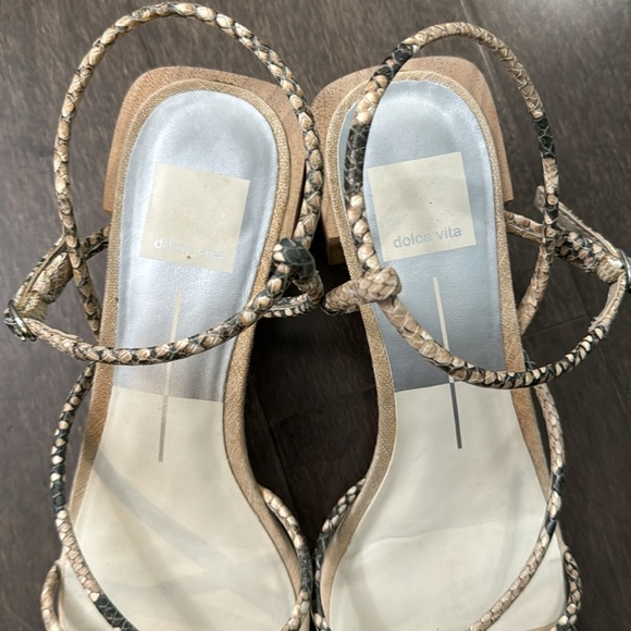 Dolce Vita snake embossed strappy sandals with block heel in size 8 - Picture 6 of 11